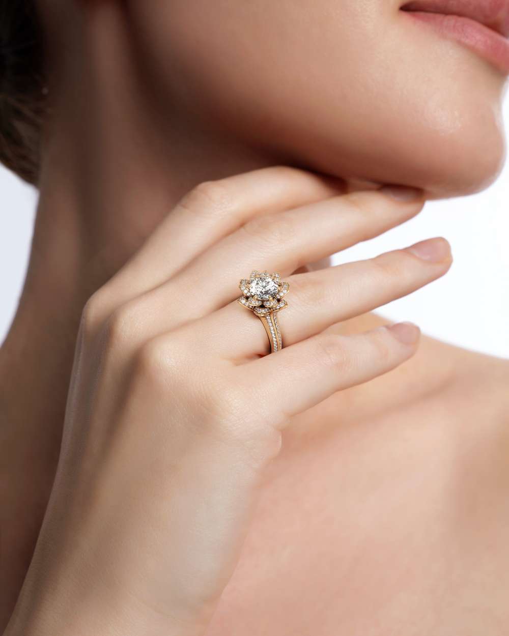 Elaria Diamond Engagement Ring
