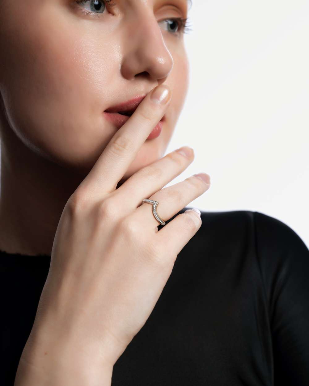 Odyssey Diamond Band